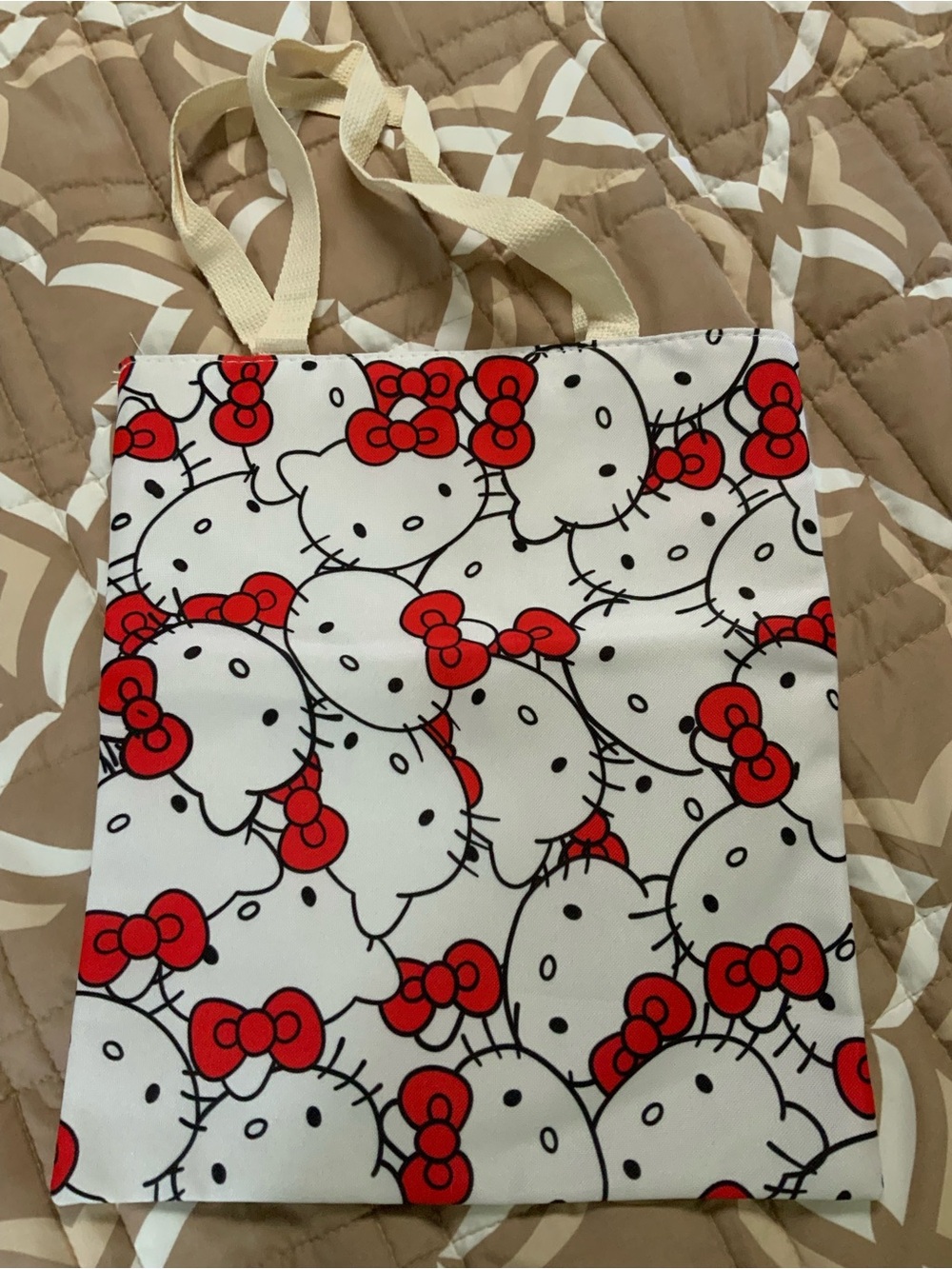 Hello Kitty White Tote Bag with Red Bow Pattern NWOT